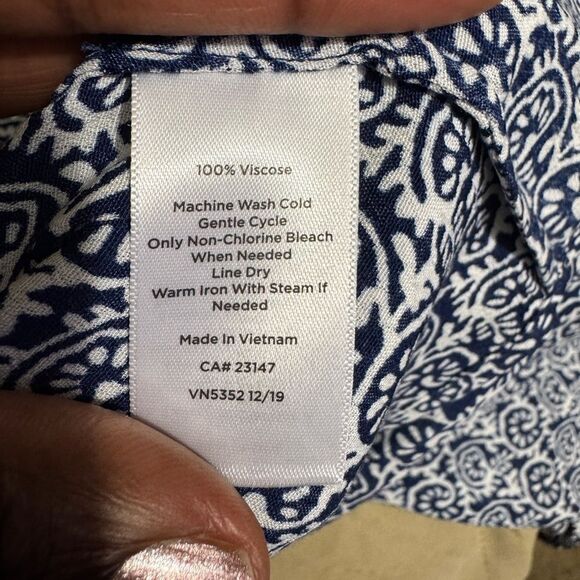 NWT Talbots Navy White Print 3/4 Sleeves Wrap Blouse size S Business Casual - Picture 9 of 9